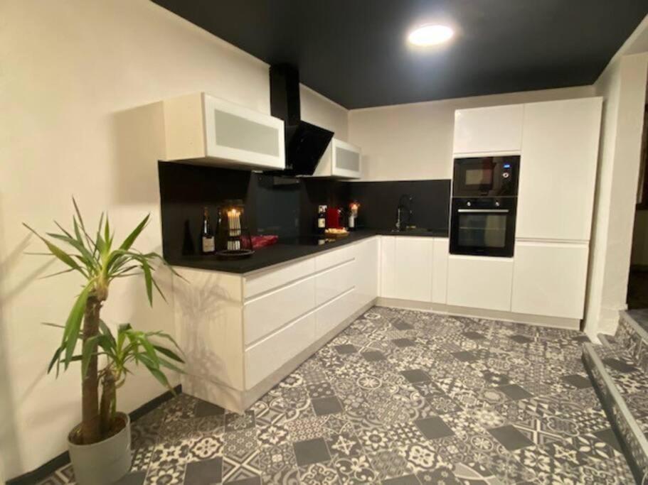 Appartement A Sommières מראה חיצוני תמונה